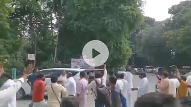 पटना ग्रामीण: केंद्रीय शिक्षा मंत्री धर्मेंद्र प्रधान के कार्यक्रम में हंगामा, ज्ञान भवन के बाहर NSUI व BJP कार्यकर्ताओं में भिड़ंत