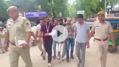 धौलपुर: जन्मदिन पार्टी के लिए जबरन रूपयों की मांग और न देने पर जानलेवा हमला करने वाले पांच आरोपियों को पुलिस ने गिरफ्तार किया