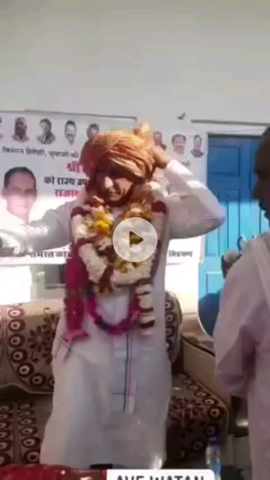 जनसेवा एवं राजनीति के लिए 5 चीजे बहुत महत्वपूर्ण हैं - संपर्क, संवाद, समन्वय, सामंजस्य और सकारात्मक सोच।

#hilights 
#rajasthan