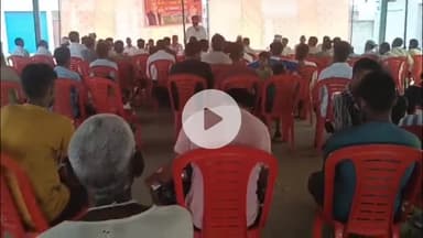 बीसलपुर: पिपरिया संतोष गांव में समाजवादी पार्टी द्वारा आयोजित की गई पीडीए चौपाल