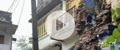 देसूरी: घाणेराव में जर्जर मकान ढहा, बिजली की लाइन टूटी, रास्ता बंद होने से हुई परेशानी, कोई जनहानि नहीं