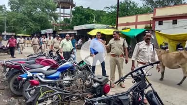 खंडवा नगर: खालवा में शांति समिति की बैठक के बाद ग्राम में हटाया गया अतिक्रमण