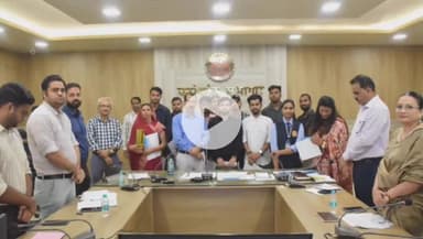 सरई: कलेक्टर ने हर घर तिरंगा अभियान के तहत ऑनलाइन क्विज प्रतियोगिता के विजेताओं को किया सम्मानित