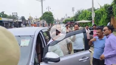 थानेसर: पूर्व मंत्री सुभाष सुधा ने अधिकारियों संग कुरुक्षेत्र के झांसा रोड पर चलाया स्वच्छता अभियान