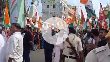 सुपौल: नेता प्रतिपक्ष राहुल गांधी और प्रियंका गांधी सुपौल पहुंचे, किया रोड शो