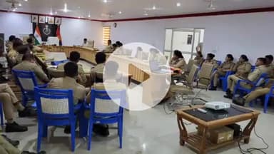 बलरामपुर: पुलिस लाइन में थाना स्तर पर साइबर अपराध से निपटने के लिए 3 दिवसीय कार्यशाला का आयोजन, साइबर कमांडो ने दिया प्रशिक्षण