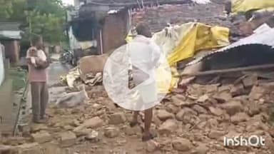 बारां: जिले में हो रही बारिश से कच्चे मकानों का गिरना जारी, पाडलिया गांव में गिरे आधा दर्जन मकान, प्रशासन से मुआवजे की मांग