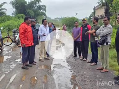 जगदलपुर: महापौर संजय पांडे ने गोरिया बहारनाला, गायत्री नगर जलभराव प्रभावित क्षेत्र का लिया जायजा