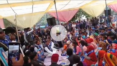 मैनपुरी: #राष्ट्रीय_कमेटी के निर्देशानुसार भीम आर्मी भारत एकता मिशन के #प्रदेश_अध्यक्ष_अंकित_कुमार आजाद लगातार मीटिंग कर रहे हैं।