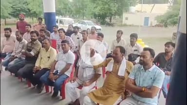 पवई: गणेश पूजा शांतिपूर्वक कराने के लिए सलेहा थाना में शांति समिति की बैठक संपन्न