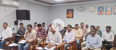 दंतेवाड़ा: कलेक्टर दंतेवाड़ा कुणाल दुदावत ने कहा, समय सीमा में कार्य न करने वाले ठेकेदार होंगे ब्लैकलिस्ट