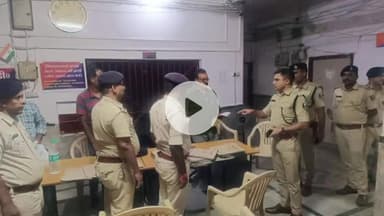 बक्सर: एसपी ने किया नगर थाने का निरीक्षण, मामलों की जांच की समीक्षा