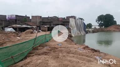 मुंगेर: गंगा नदी के जलस्तर में वृद्धि से प्रशासन अलर्ट, डकरा नाला के पास राहत कार्य शुरू