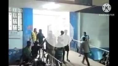 बक्सर: पांडेयपट्टी में स्कामिनी माता मंदिर के पास पुलिस बस ने बाइक सवार दो युवकों को मारी टक्कर, अस्पताल से किया रेफर