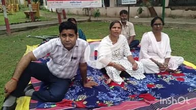 बरेली: इज्जत नगर थाना क्षेत्र के स्थानीय लोग नगर निगम के खिलाफ बैठे आमरण अनशन पर