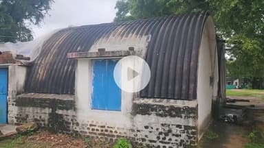 टीकमगढ़: जीर्ण-शीर्ण गोल क्वार्टर में रहने को मजबूर जेल प्रहरी #jansamasya