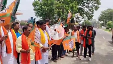 बख्तियारपुर: 30 अगस्त को बख्तियारपुर में होने वाले NDA कार्यकर्ता सम्मेलन के लिए सैदपुर टोला से निमंत्रण रथ रवाना