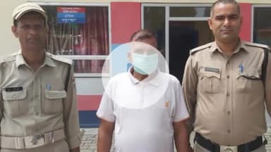 नारासन: मुंडेट गांव से पुलिस ने फरार चल रहे एक वारंटी को किया गिरफ्तार, देसी शराब की तस्करी के आरोप में था फरार