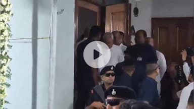 बाढ़: मुख्यमंत्री नीतीश कुमार ने बाढ़ के प्रसिद्ध डॉ. बी. पी. सिंह की पत्नी के निधन पर दी श्रद्धांजलि