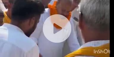 फतुहा: स्थानीय विधायक डॉ. रामानंद यादव ने मौजीपुर गांव में लाखों की लागत से बने पीसीसी पथ का किया उद्घाटन