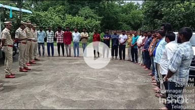 హసన్​పర్తి: హసన్పర్తి పోలీసులు29 మంది డీజే యజమానులను తాసిల్దారు ముందు చేశారు