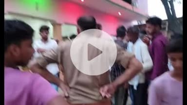 फतेहाबाद: निबोहरा के गांव पोखरिया में फांसी के फंदे पर झूलता हुआ मिला महिला का शव, पुलिस मौके पर, दहेज हत्या का आरोप