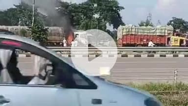 सिराथू: ननमई के प्रयागराज ढाबे पर खड़ी ट्रेलर में अचानक लगी आग, चालक खा रहा था खाना