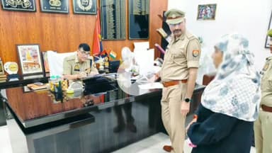 रामपुर: पुलिस अधीक्षक विद्यासागर मिश्र ने जनसुनवाई के दौरान पुलिस कार्यालय में 50 से अधिक परियों की फरियाद सुनी
