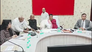 मथुरा: बांके बिहारी के न्यास में शामिल होने को लेकर हाई पावर कमेटी में गोस्वामी समाज के 4 नामों पर नहीं बन सकी सहमति