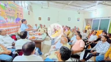 उतरौला: उतरौला भाजपा कार्यालय पर व्यापार प्रकोष्ठ द्वारा स्वदेशी जन जागरण अभियान का आयोजन किया गया