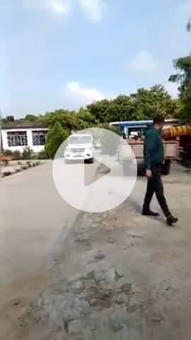 मझौलिया: सेनुवारिया पैक्स अध्यक्ष अशोक सिंह के आवास पर पहुंचे केन कमिश्नर