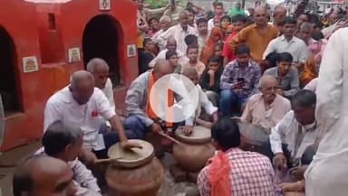 गभाना: गभाना के वनखंडनी देवी मंदिर पर देवछठ के अवसर पर लगा बायगीरों का अखाड़ा, उमड़ी श्रद्धालुओं की भीड़