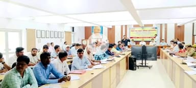 कन्नौज: कलेक्ट्रेट गांधी सभागार में जनपद एवं ब्लाक स्तर पर पंचायत एडवॉसमेन्ट इंडेक्स की कार्यशाला का आयोजन हुआ