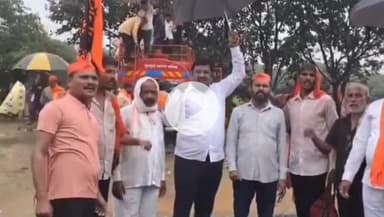 भोकरदन: मनोज जरांगे पाटील यांच्या मुंबई येथे आझाद मैदानावरील आंदोलनाला मा.आ.चंद्रकांत पा.दानवे यांनी उपस्थित राहत दिला पाठींबा