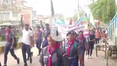 नवादा: नवादा की सड़कों पर निकली प्रभात फेरी, राष्ट्रीय खेल दिवस के अवसर पर 29 से 31 तक खेल दिवस का आयोजन