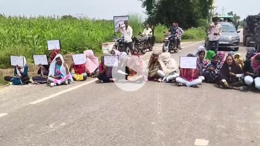 आज भुसाव कालेज में छात्रों के द्वारा पानी व लाइट की व्यवस्था नहीं होने कारण हड़ताल #की गई
#न्यूज भुसावर