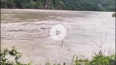 देहरादून: मौसम विभाग ने प्रदेश के आठ जनपदों में भारी बारिश का अलर्ट जारी किया