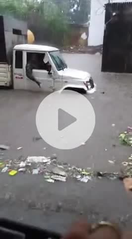 इंदौर में आज बारिश के बाद का नजारा