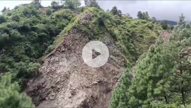 भटवाड़ी: पापड़ गाड के कटाव ने भटवाड़ी के क्यार्क गांव के लिए खतरा पैदा कर दिया है, छह भवनों के आंगन में आई दरारे #jansamasya