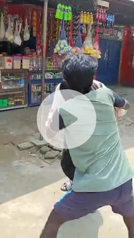 #देखिए #आदमी का हुआ #बच्चा #comedy #funny #trending #viral #ytshorts #2025 #memes #entertainment #fun #live #youtube