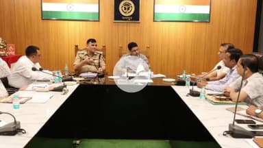 रामपुर: शनिवार को कलेक्ट्रेट सभागार में डीएम की अध्यक्षता में स्वास्थ्य समिति की बैठक आयोजित की गई