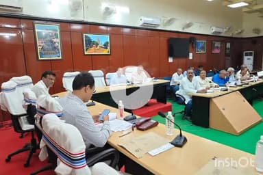 गया टाउन सीडी ब्लॉक: जिलाधिकारी की अध्यक्षता में एससी-एसटी अत्याचार निवारण समिति की बैठक आयोजित