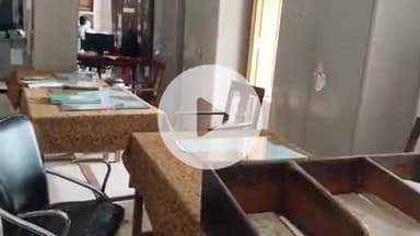 रहुई: रहुई प्रखंड सह अंचल कार्यालय में लिपिकों की हड़ताल से कामकाज प्रभावित