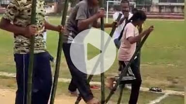 गुमला: राष्ट्रीय खेल दिवस: गुमला में विभिन्न प्रतियोगिताओं के विजेताओं को किया गया सम्मानित