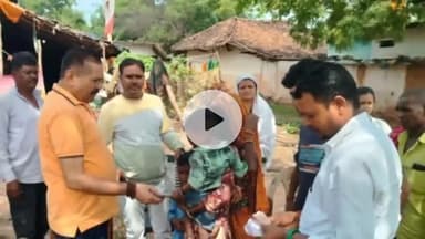 पवई: पवई विधायक प्रहलाद लोधी बम्होरी ग्राम पहुंचे, मृतकों के परिवार और बीमार लोगों से की मुलाकात