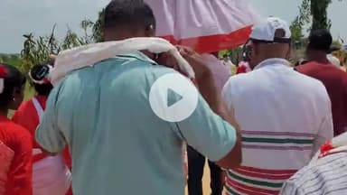 कुरूख लूरकुड़िया मेर्ले लोहरदगा रूढ़िवादी व्यवस्था को बनाए रखने में शिक्षा व्यवस्था को बढ़ावा करम पूर्वसंध्या एक झलक🙏🌹