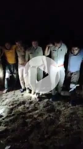 बरेली: बरेली की मीरगंज पुलिस ने दो लुटेरे भाइयों को मुठभेड़ में किया गिरफ्तार