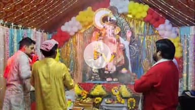 झांसी: कोतवाली थाना क्षेत्र के गणेश पंडाल में मुंबई की तरह गूंजा गणपति बप्पा मोरिया