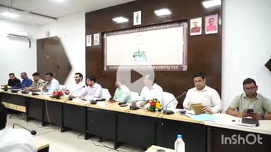 जगदलपुर: जिला कार्यालय में प्रभारी सचिव डॉ. कमलप्रीत सिंह ने बाढ़ आपदा प्रबंधन की बैठक ली