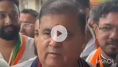 देहरादून: एक राष्ट्र एक चुनाव पर आयोजित कार्यक्रम में भाजपा प्रदेश अध्यक्ष महेंद्र भट्ट और ओमप्रकाश धनखड़ ने छात्रों से चर्चा की